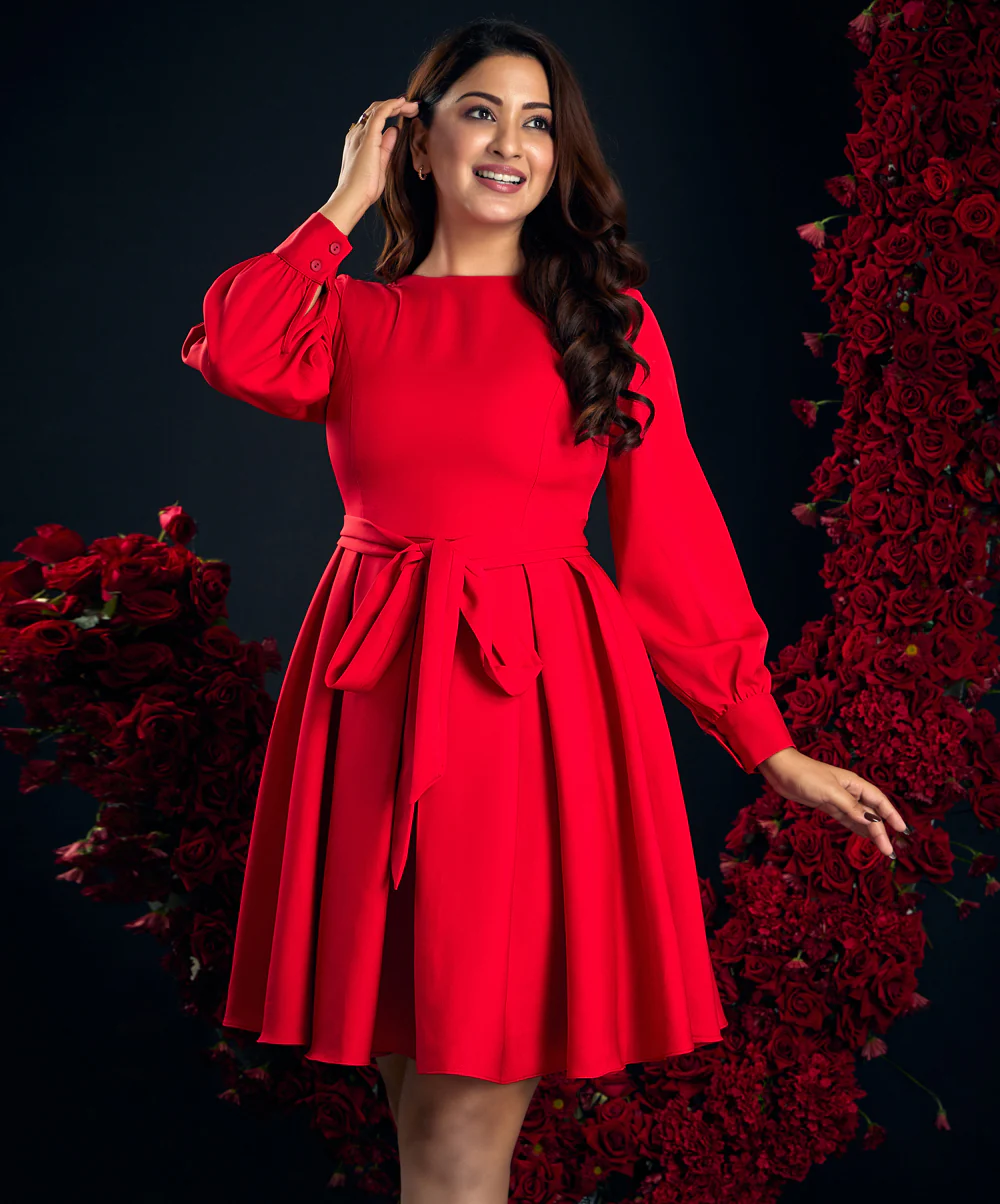 Back Vcut Skater Red Dress - Image 2