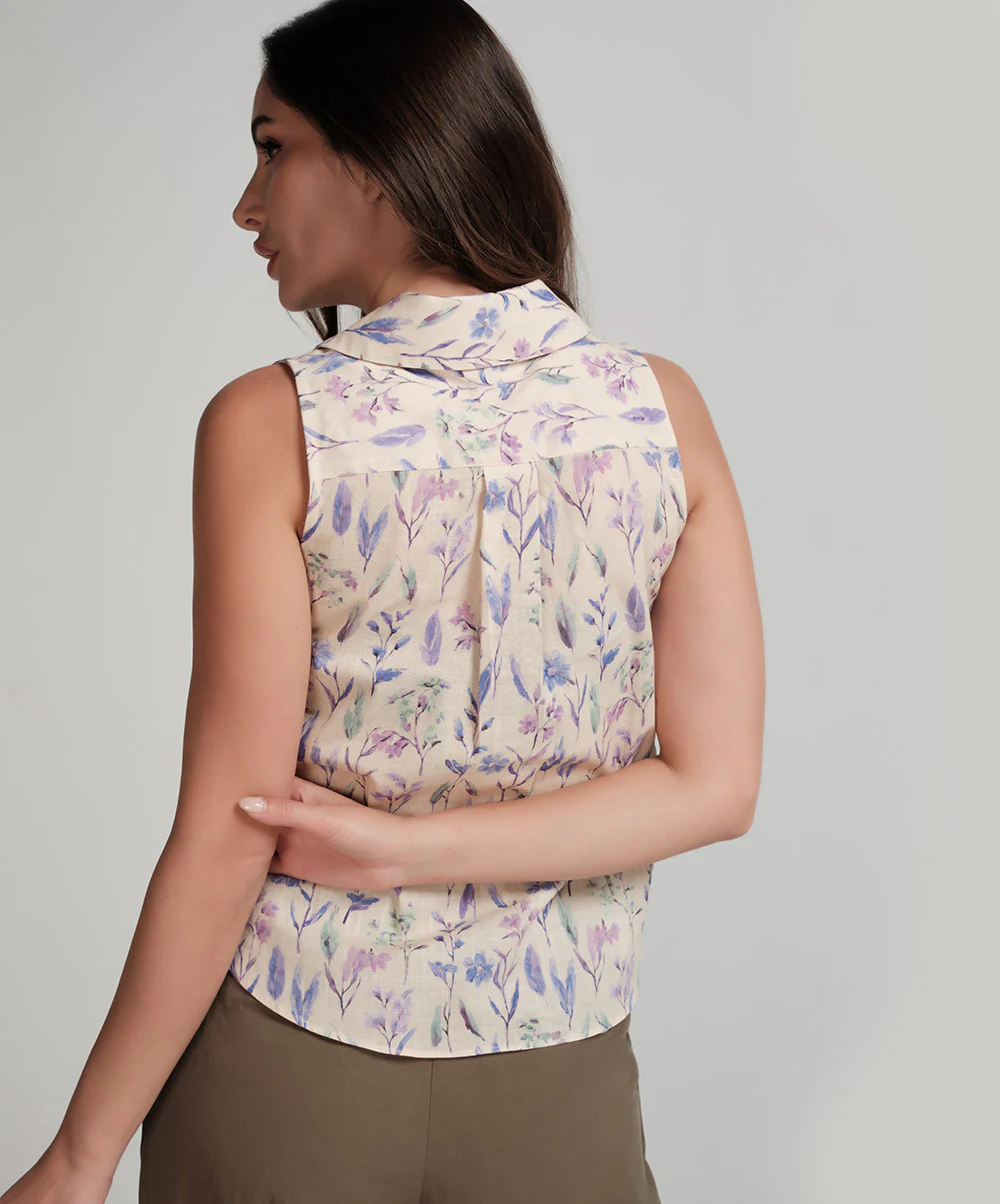 Beige Notch Neck Floral Curved Hem Blouse - Image 4