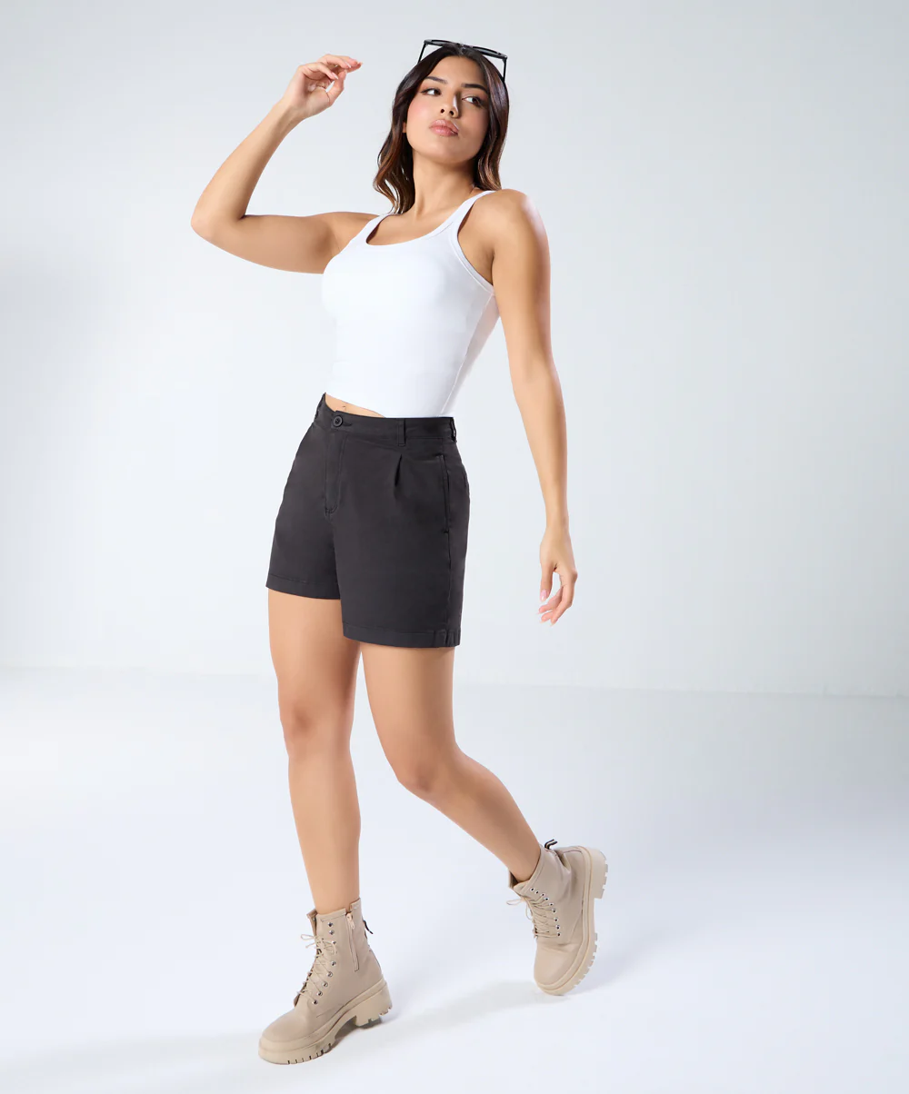 Black Pleated Short - Image 2