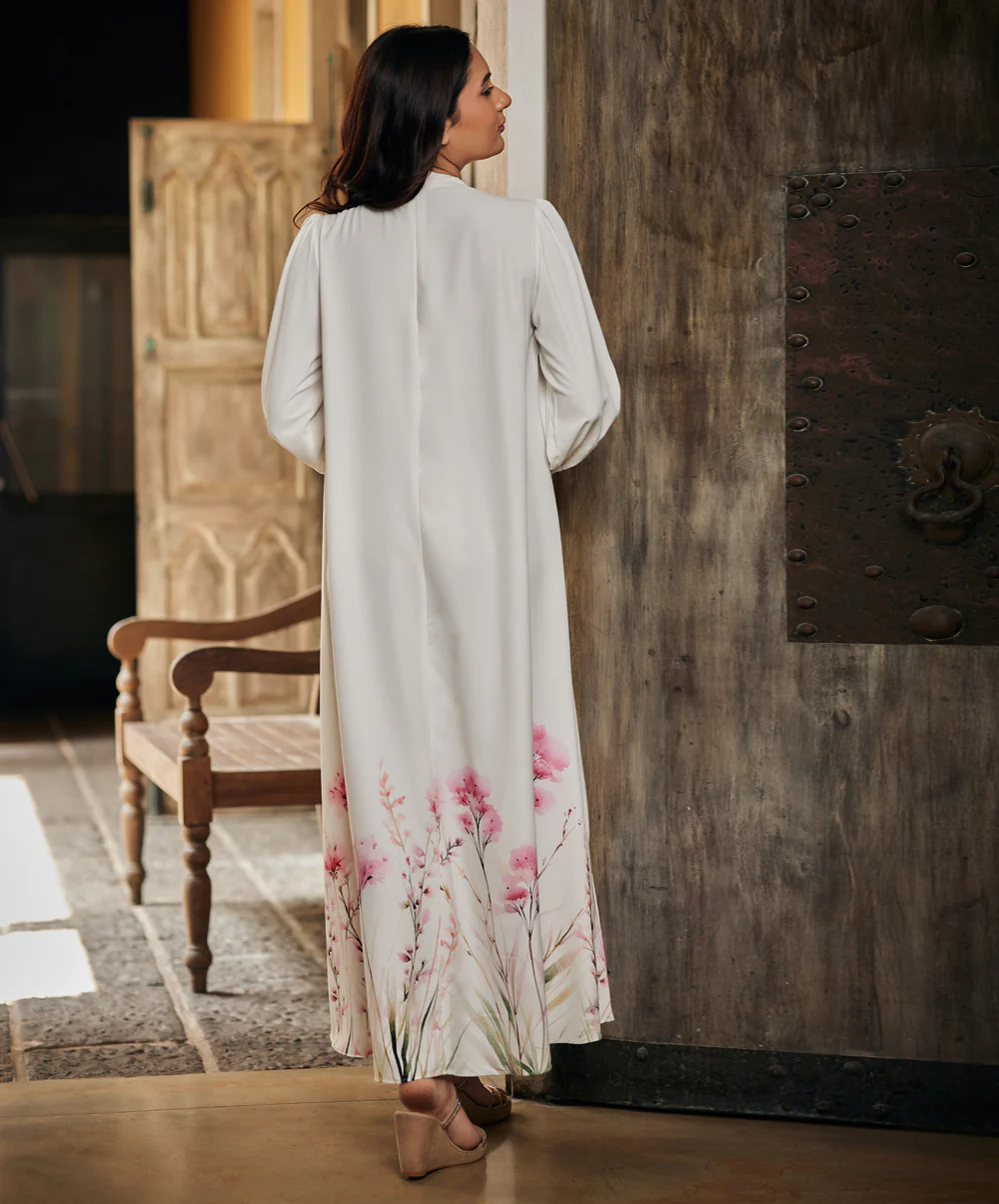 Border Printed White Maxi Dress - Image 3
