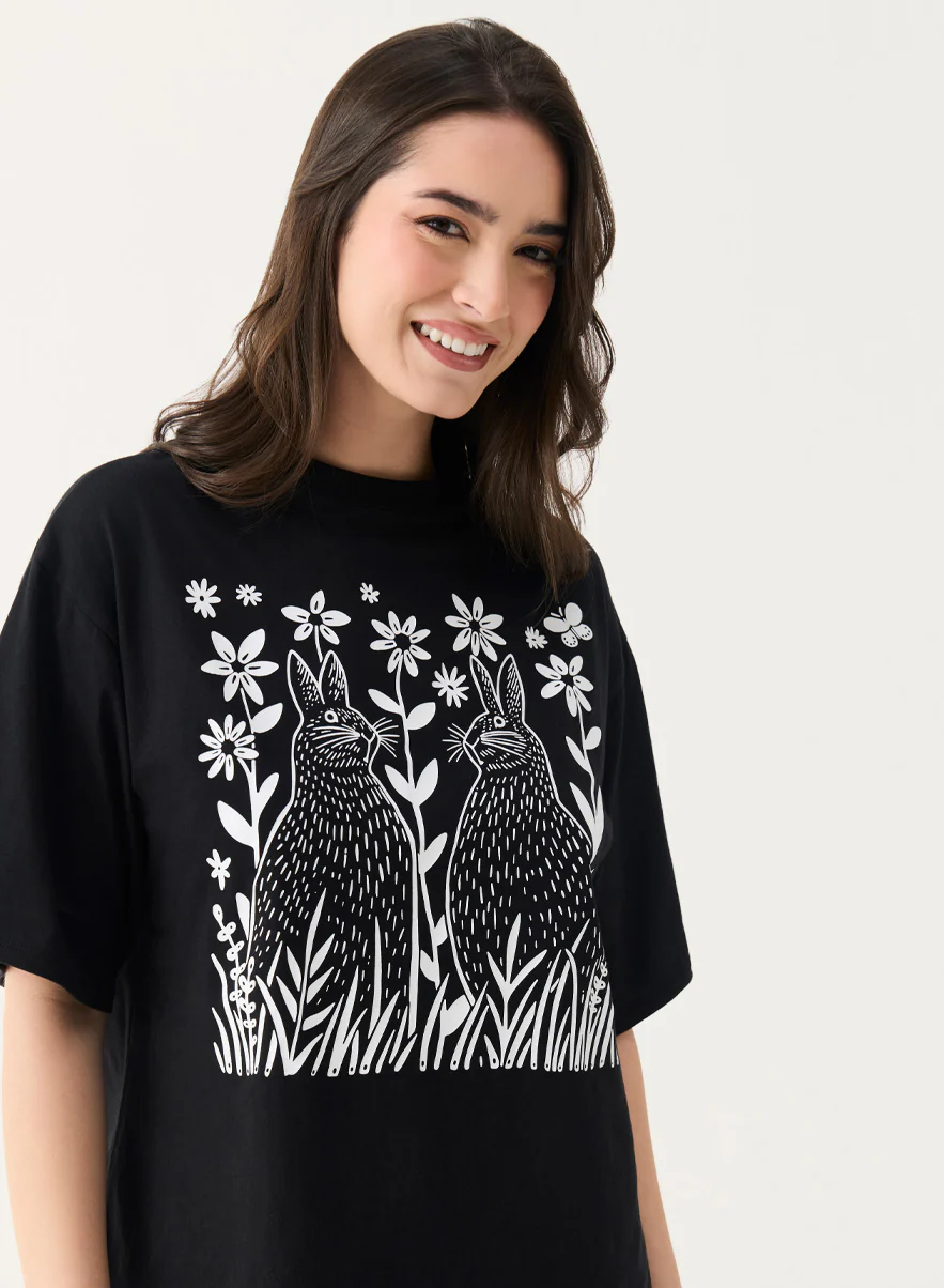 Bunny Printed Black Oversized T-shirt - Image 4