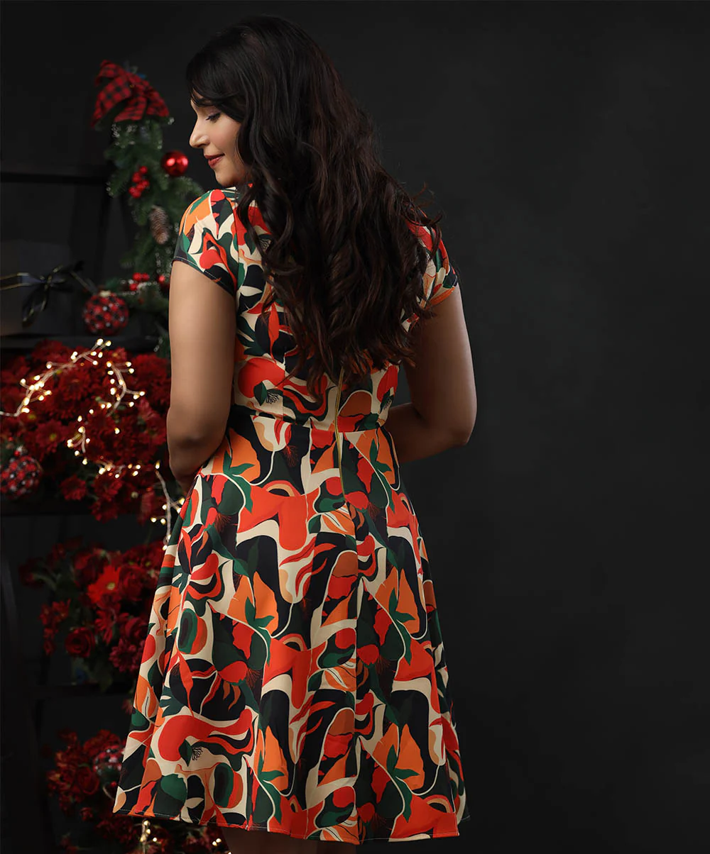 Cap Sleeved Round Neck Printed Dress - Image 2