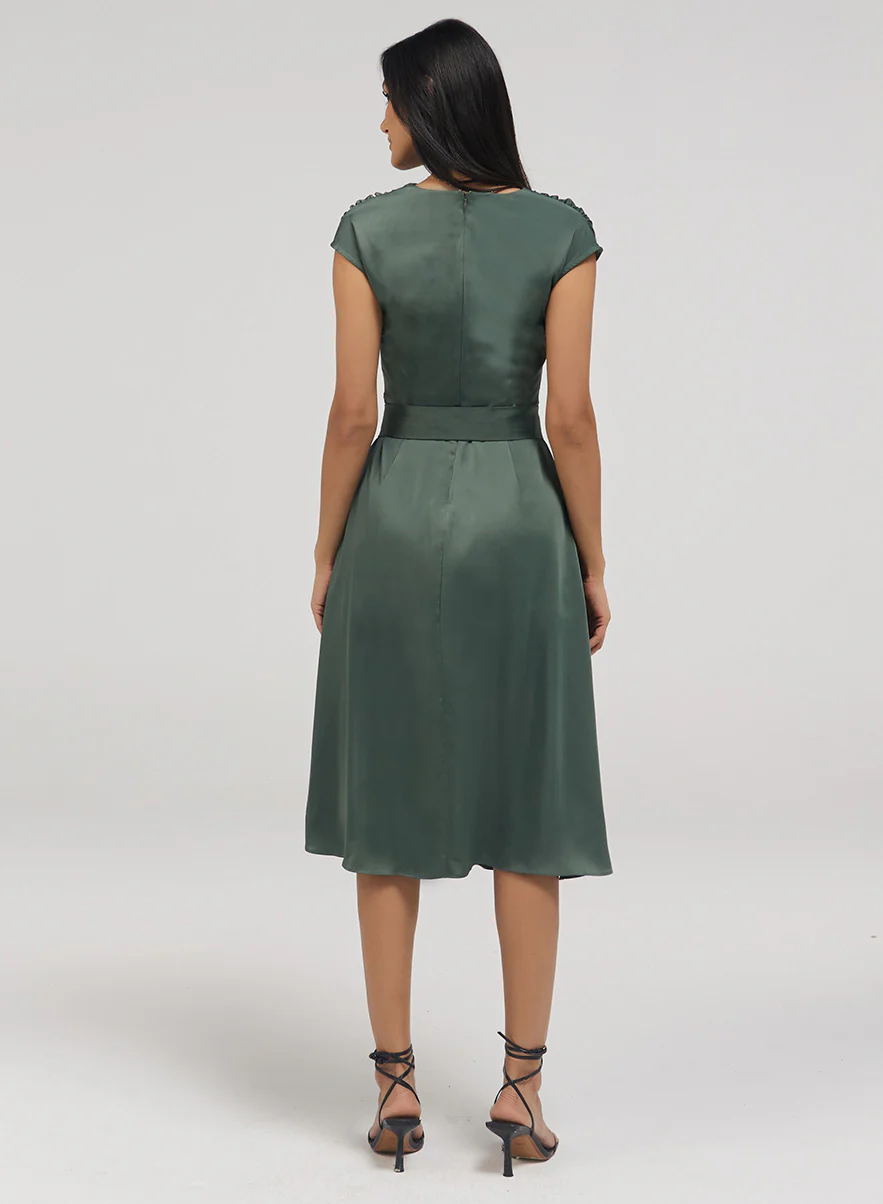 Cowl Neck Dress With A Slit And Belt - Image 4