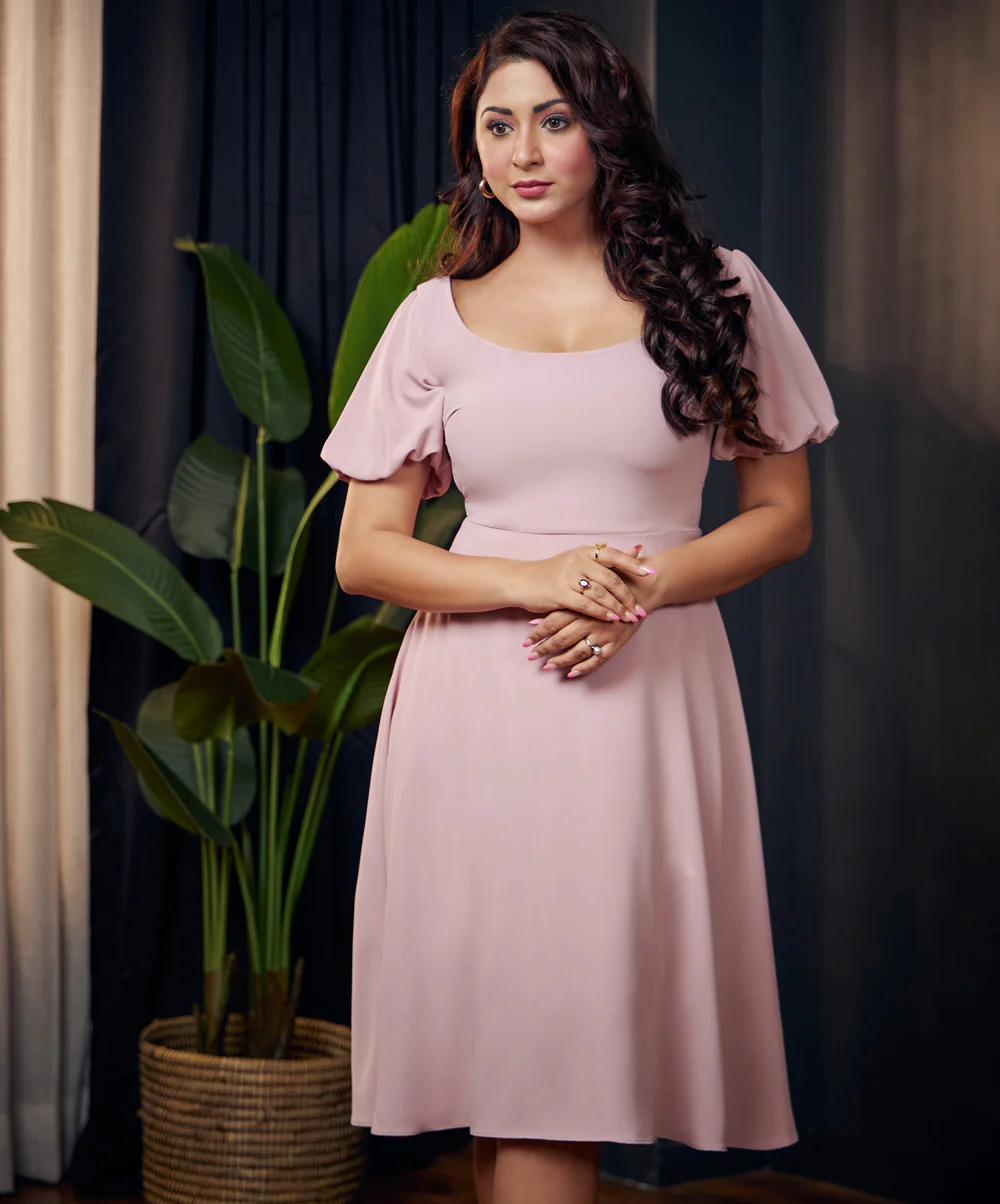 Curve Neck Puffed Sleeve Pink Dress - Image 2
