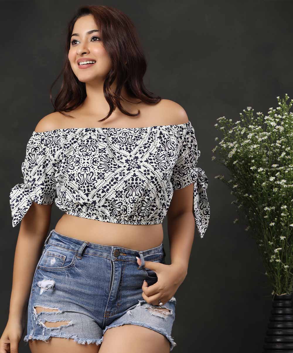 Elasticated Off Shulder Crop Top