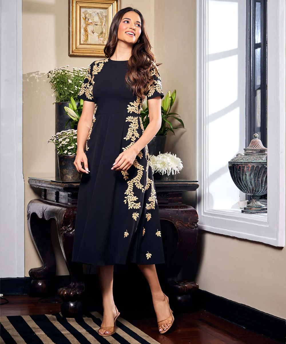 Embroidery Black Dress - Image 3