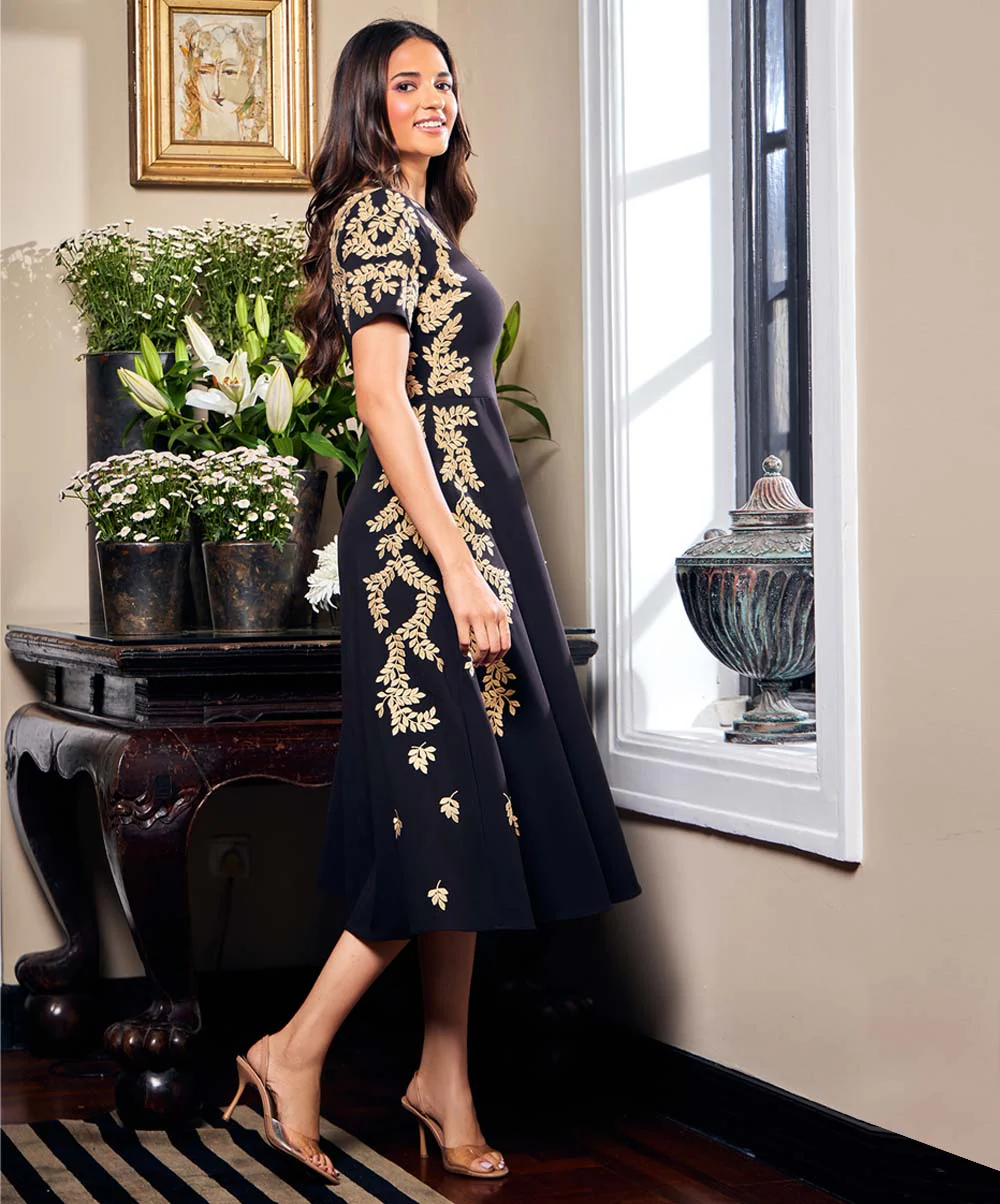 Embroidery Black Dress - Image 4