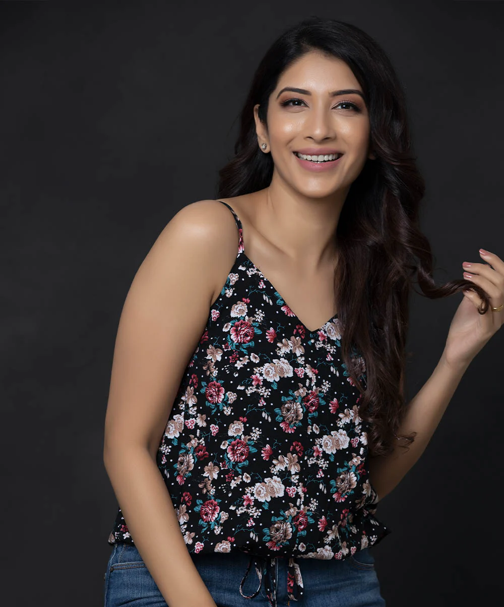 Front Buttoned Strappy Cami Top