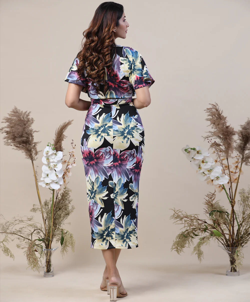 Front Detailed Shift Modern Printed Dress - Image 3