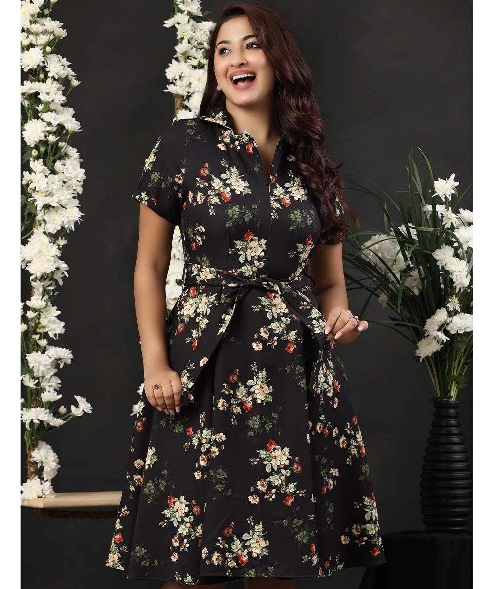 Lapel Detailed Floral Dress - Image 2