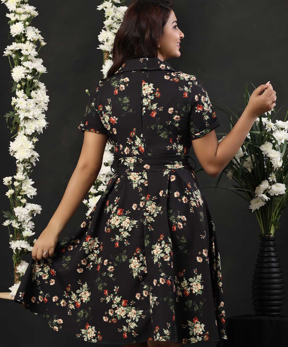 Lapel Detailed Floral Dress - Image 3