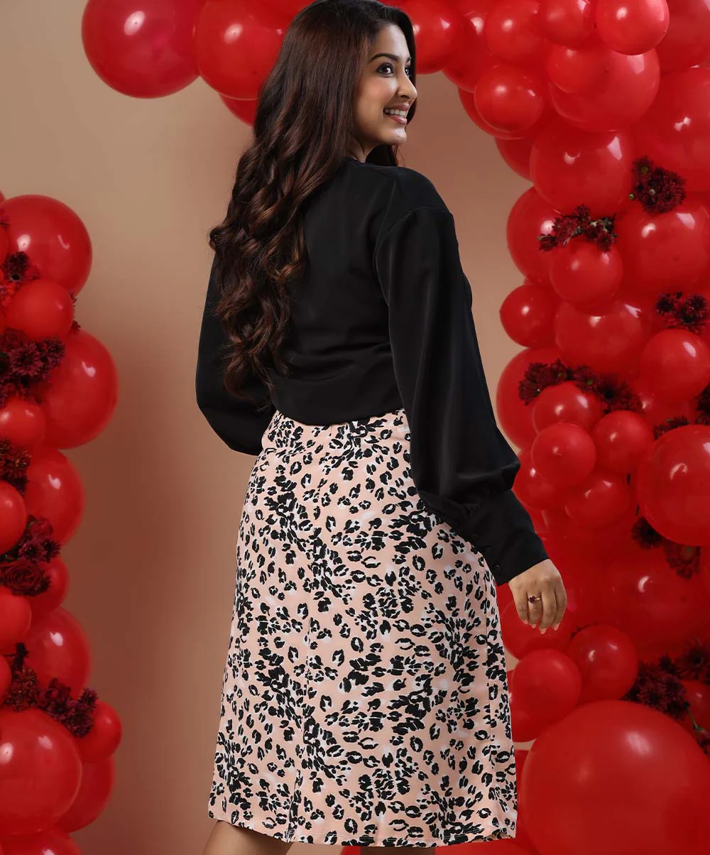 Leopard Printed Chiffon Skirt - Image 2