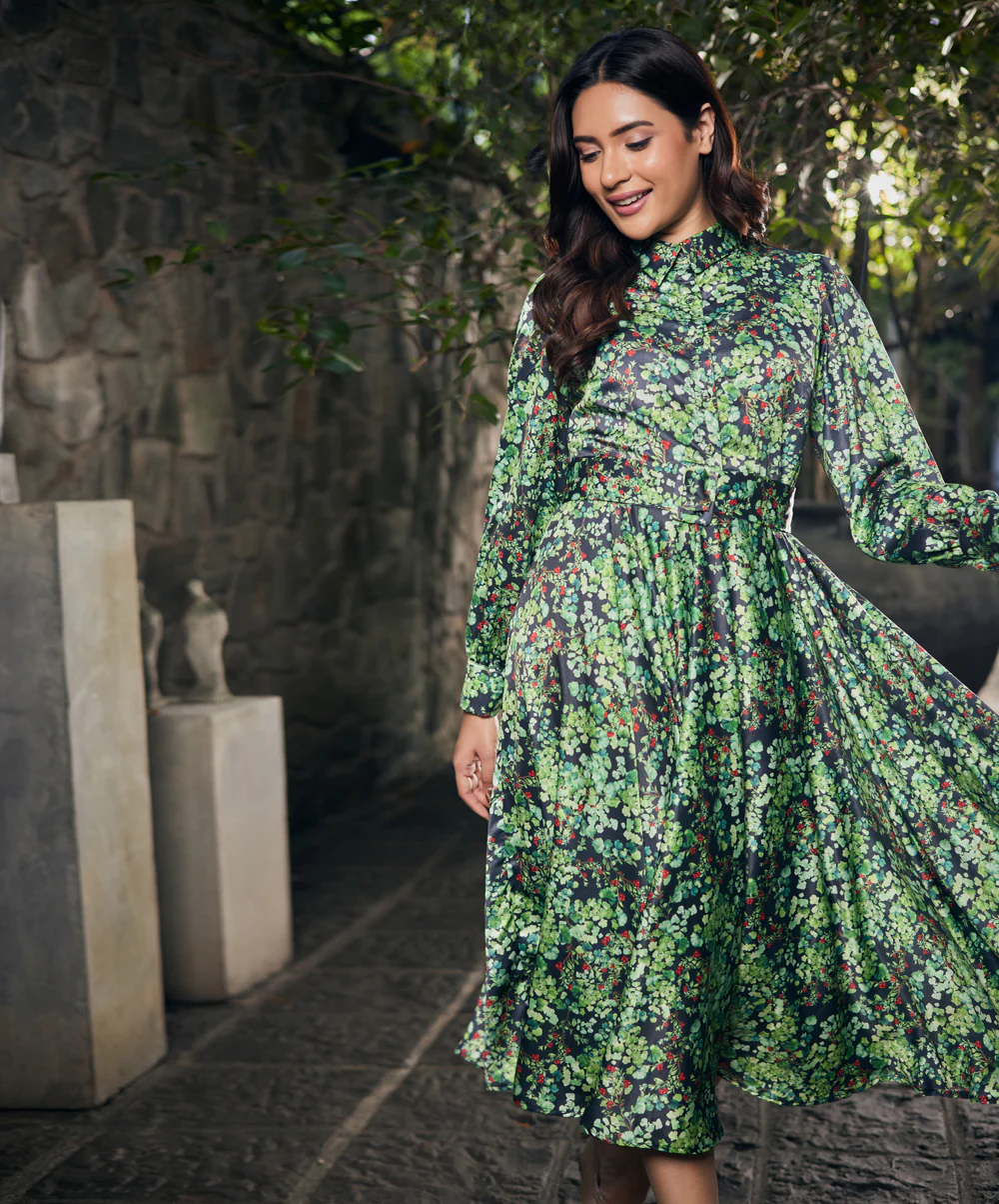 Long Leave Printed Satin Dress - Image 3