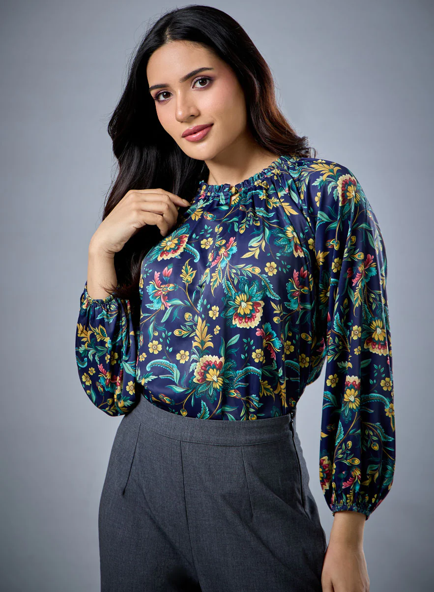 Long Sleeve Bold Green Floral Top - Image 3