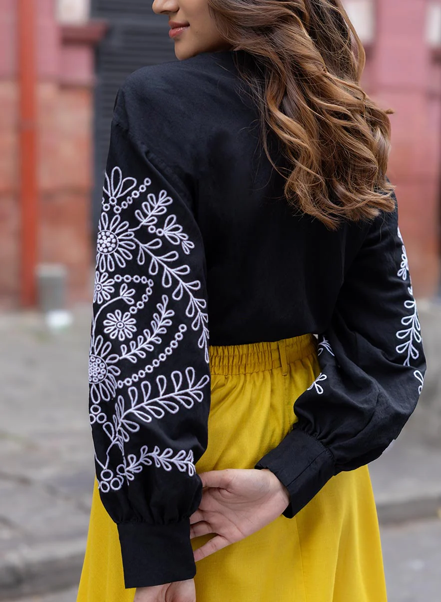 Long Sleeve Embroidered Top - Image 4