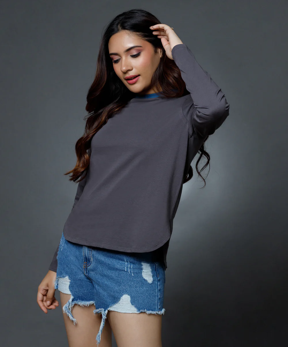 Long Sleeve Grey Crew Neck T-Shirt - Image 2