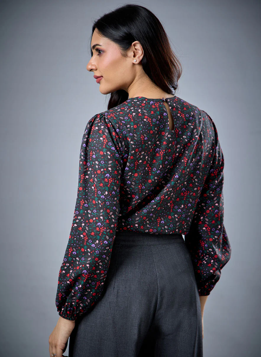 Long Sleeve Round Neck Printed Top - Image 5