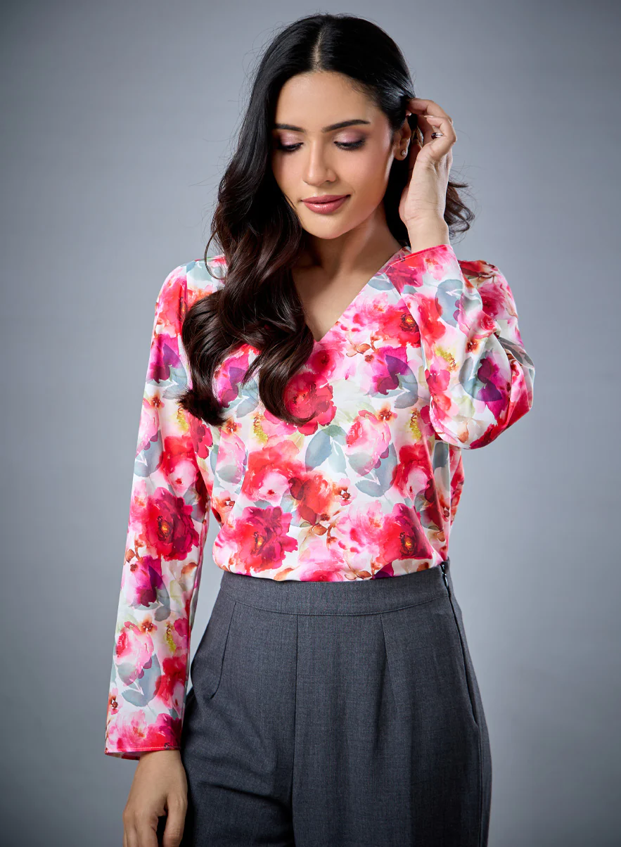 Long Sleeve V Neck Printed Top