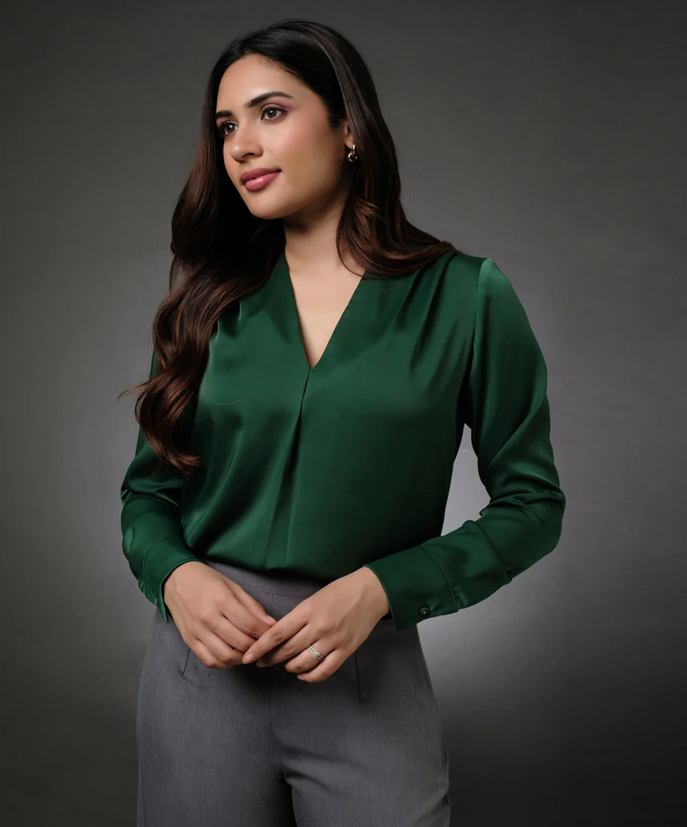 Long Sleeve Vneck Wrapping Green Top - Image 4