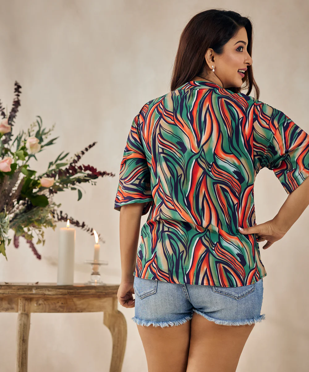 Loose Fitted Green Printed Vneck Top - Image 3