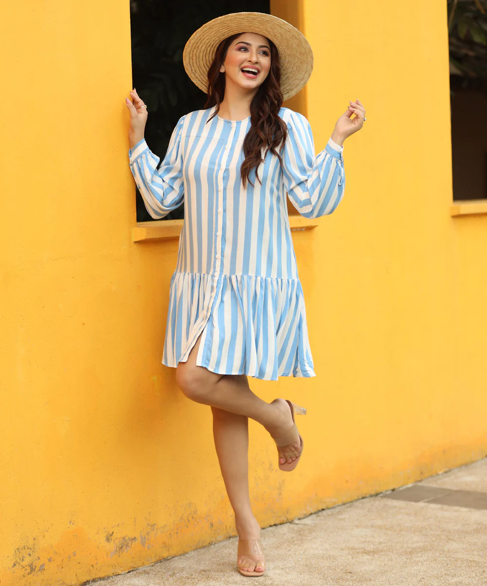 Loose Fitted Stripe Dress - Image 2