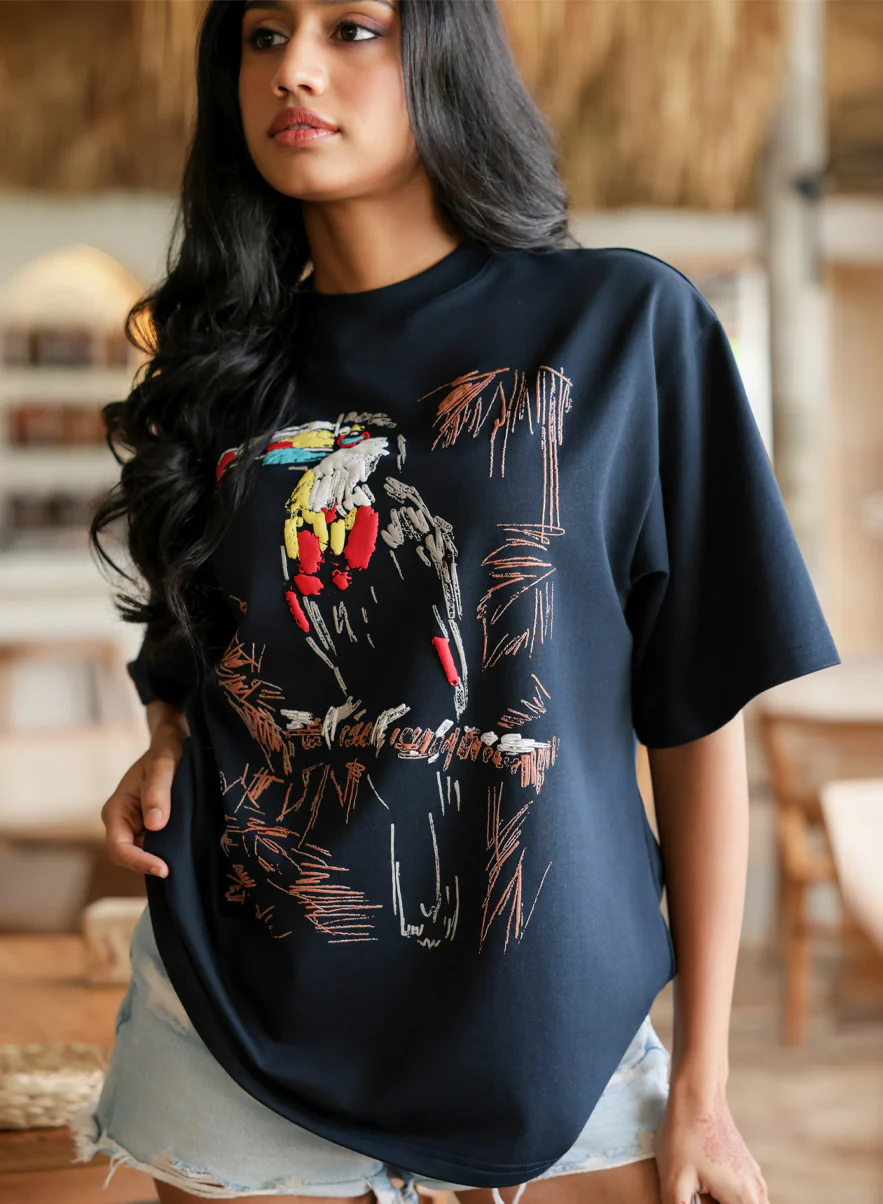 Macaw Printed Stylish Oversized T-Shirt - Image 3