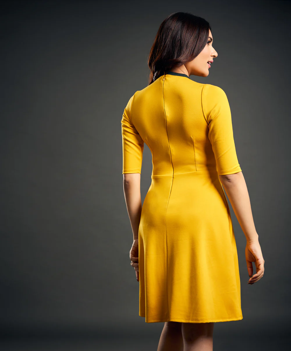 Neck Contrast A-line yellow Dress - Image 4