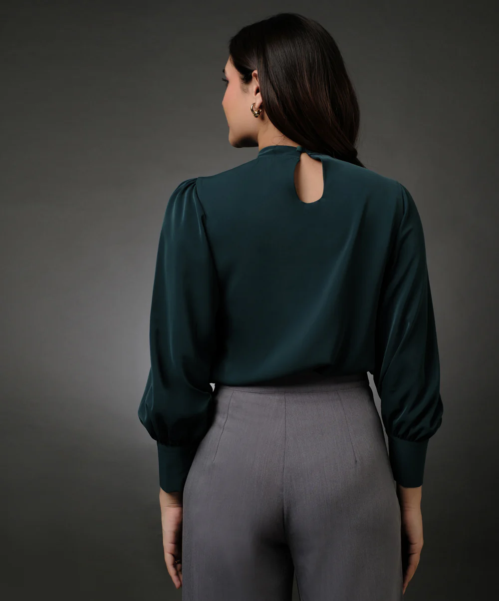 Neck Pleated Green Top With A Sleeve Cuff - Image 4