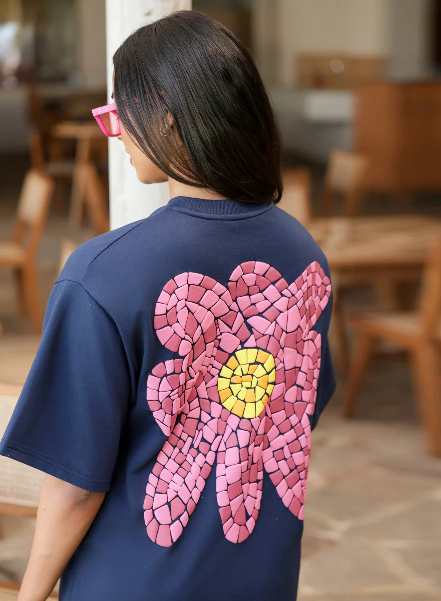 Oversized Back Floral Printed T-Shirt - Image 3