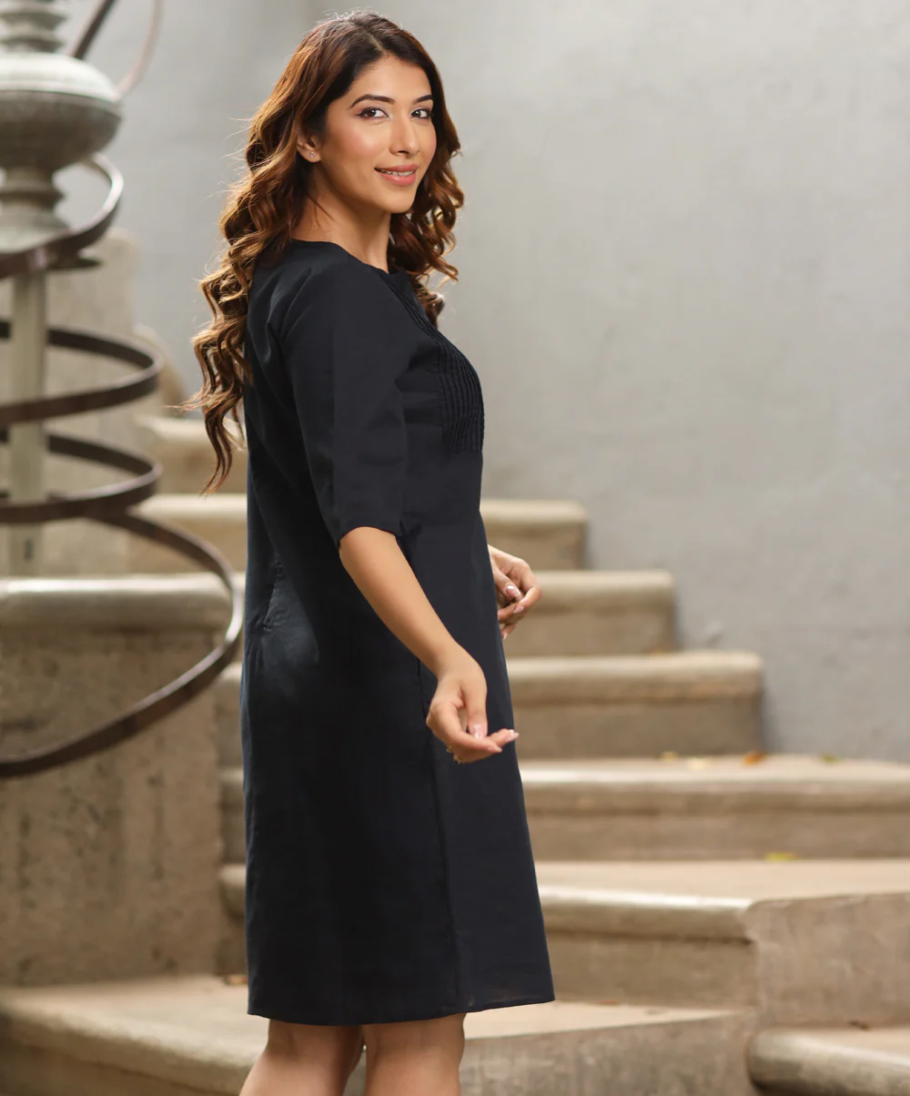 Pintuck Linen Shift Navy Dress - Image 3