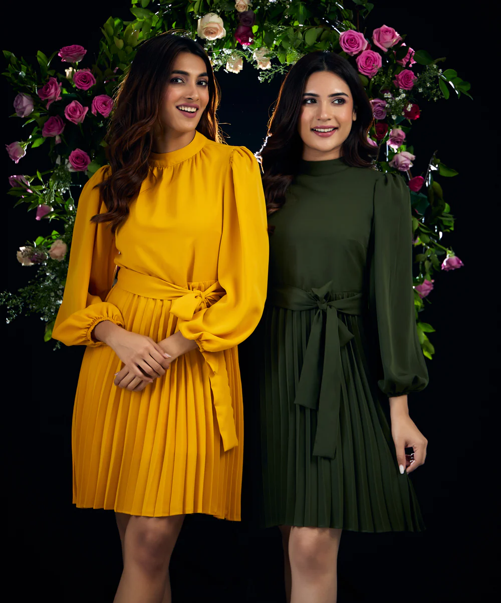 Waist Tie Yellow Pleated Dress - Image 3