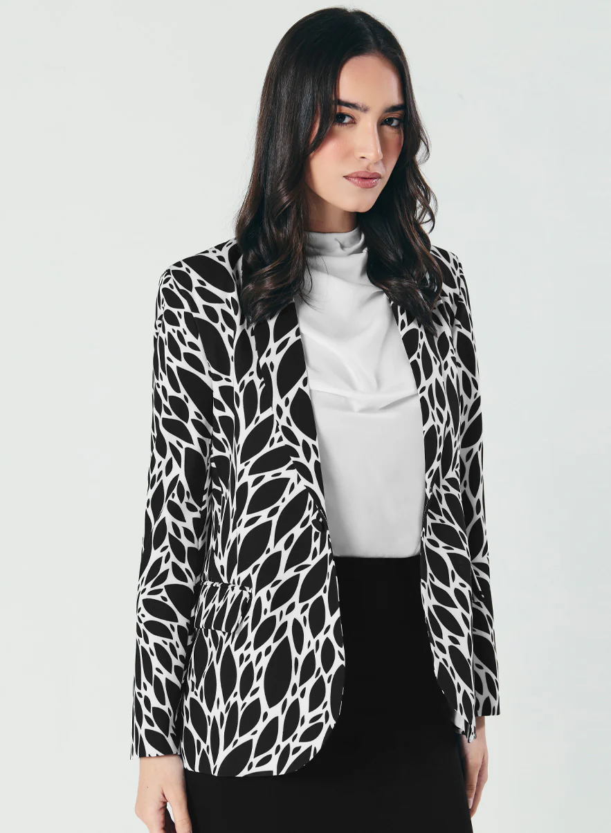 Printed Black And White Trendy Blazer - Image 3