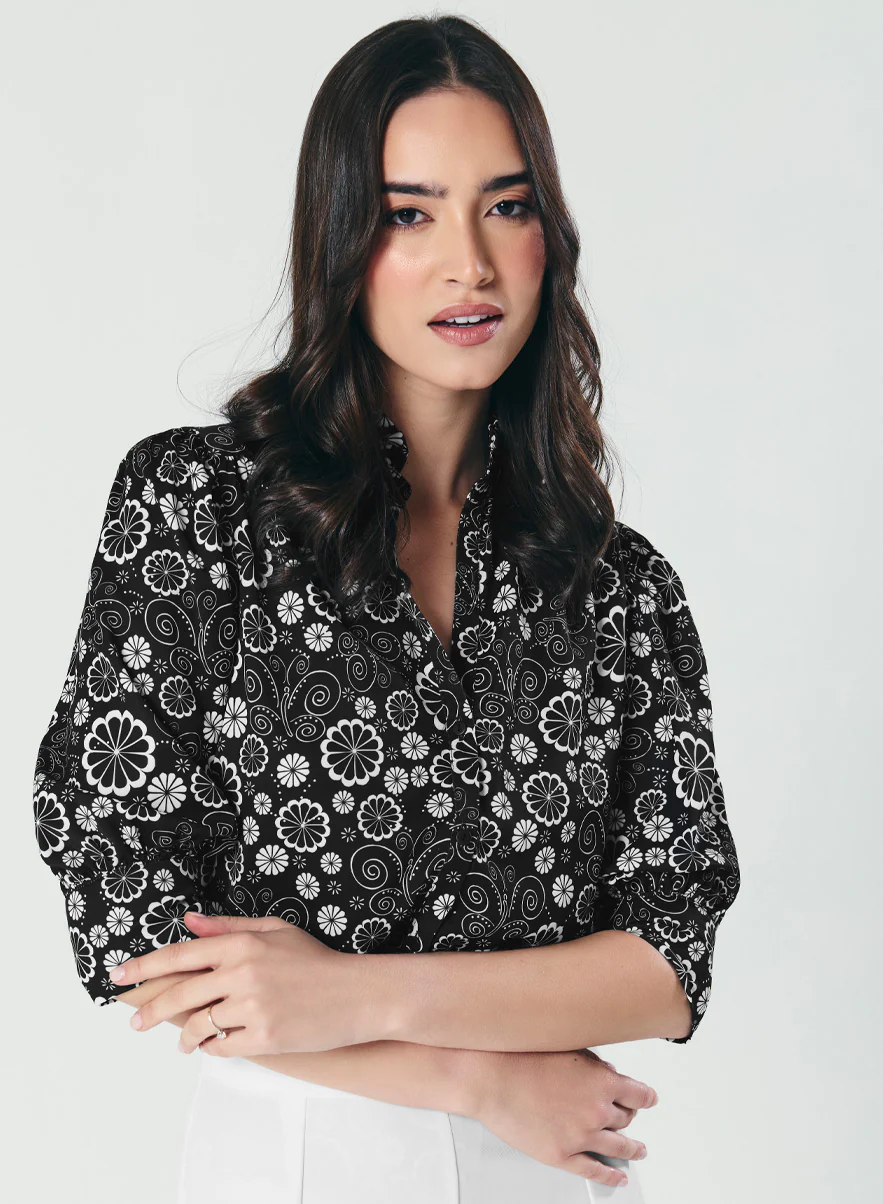 Printed Black White Three Quarter Top