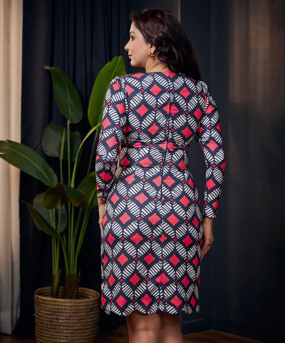 Printed Scallop Edge Tunic Dress - Image 2