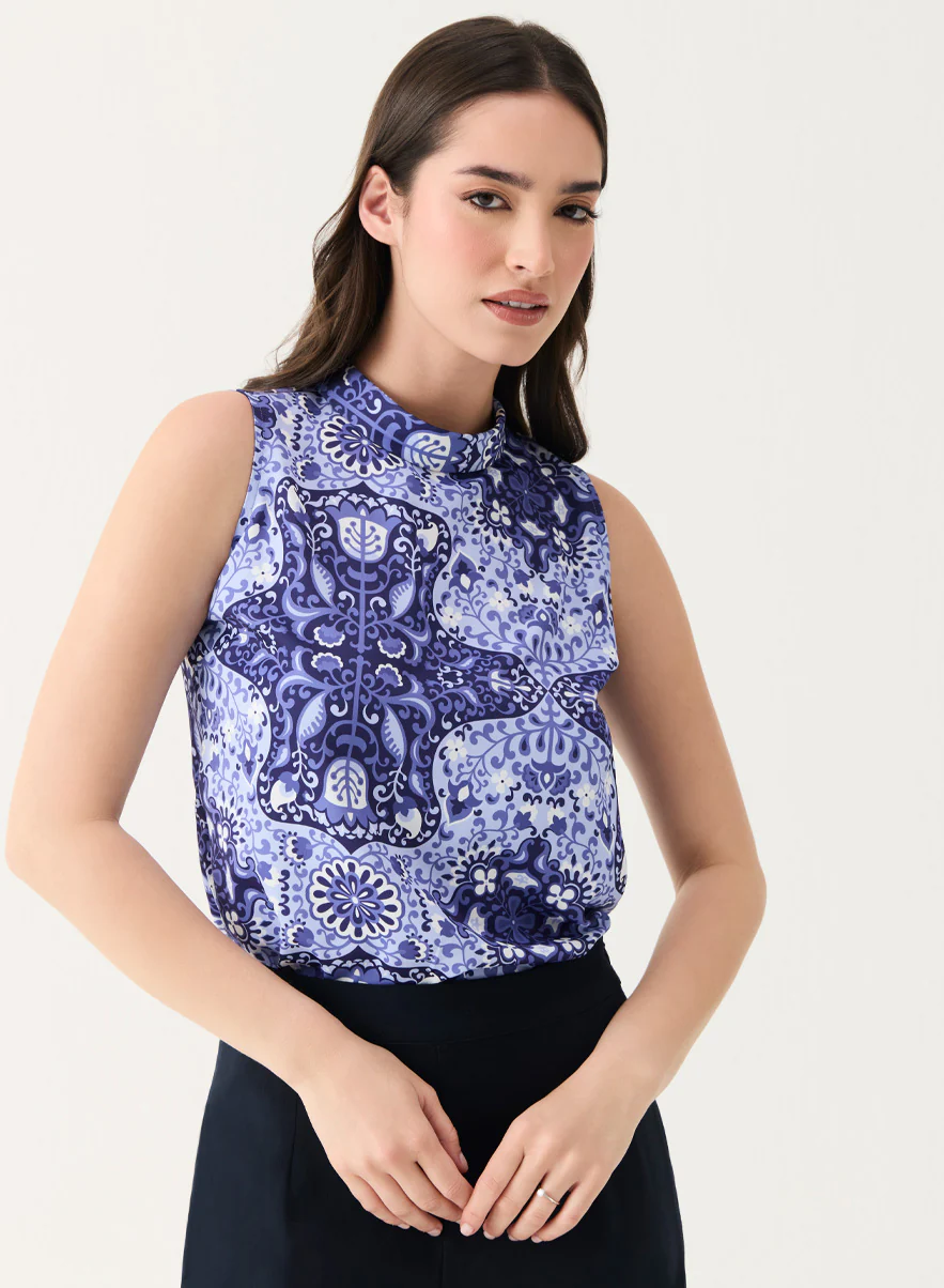 Printed Sleeveless Turn-Up Neck Top - Image 2