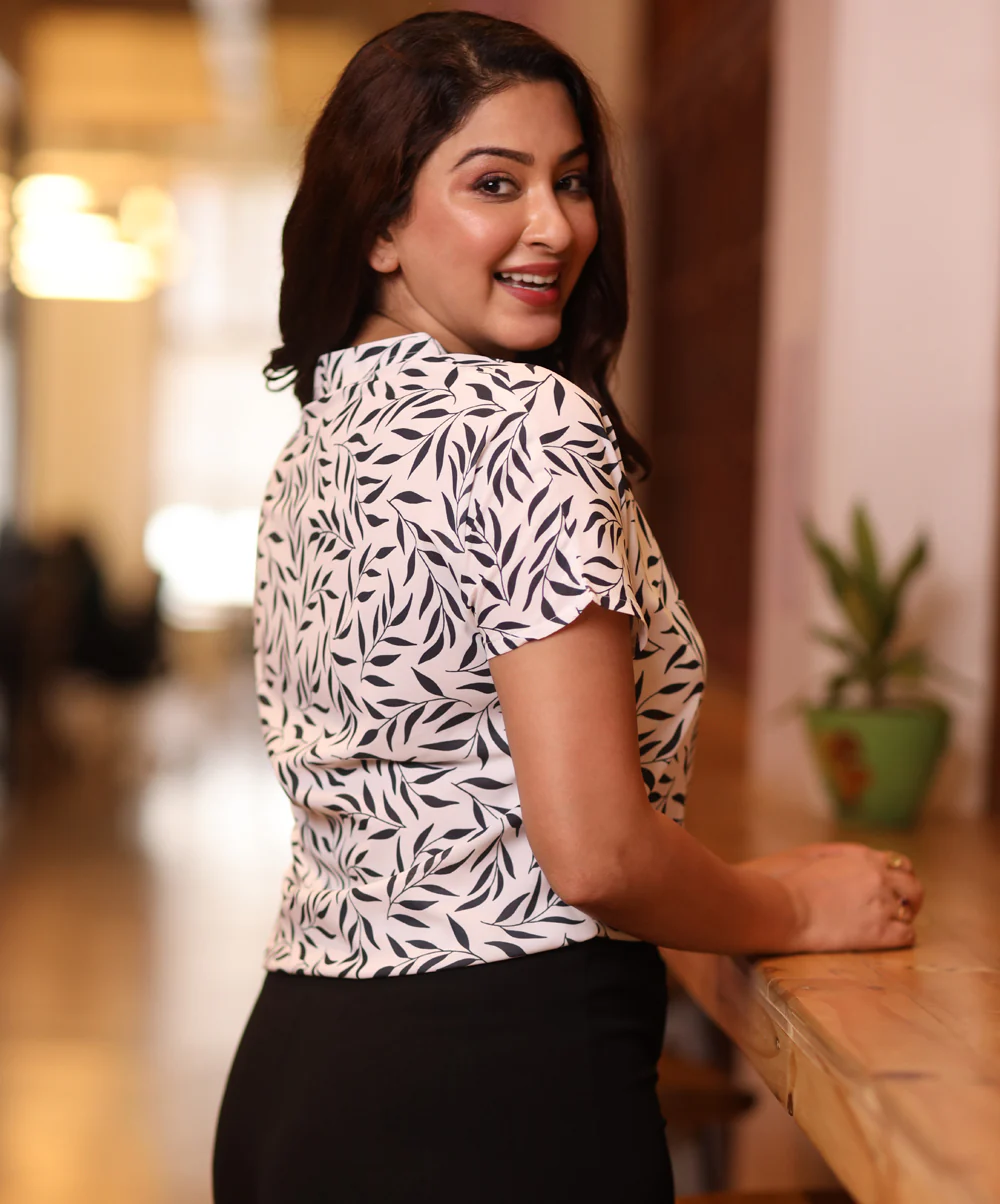 Printed Small Collar Short Sleeve Shirt - Image 2