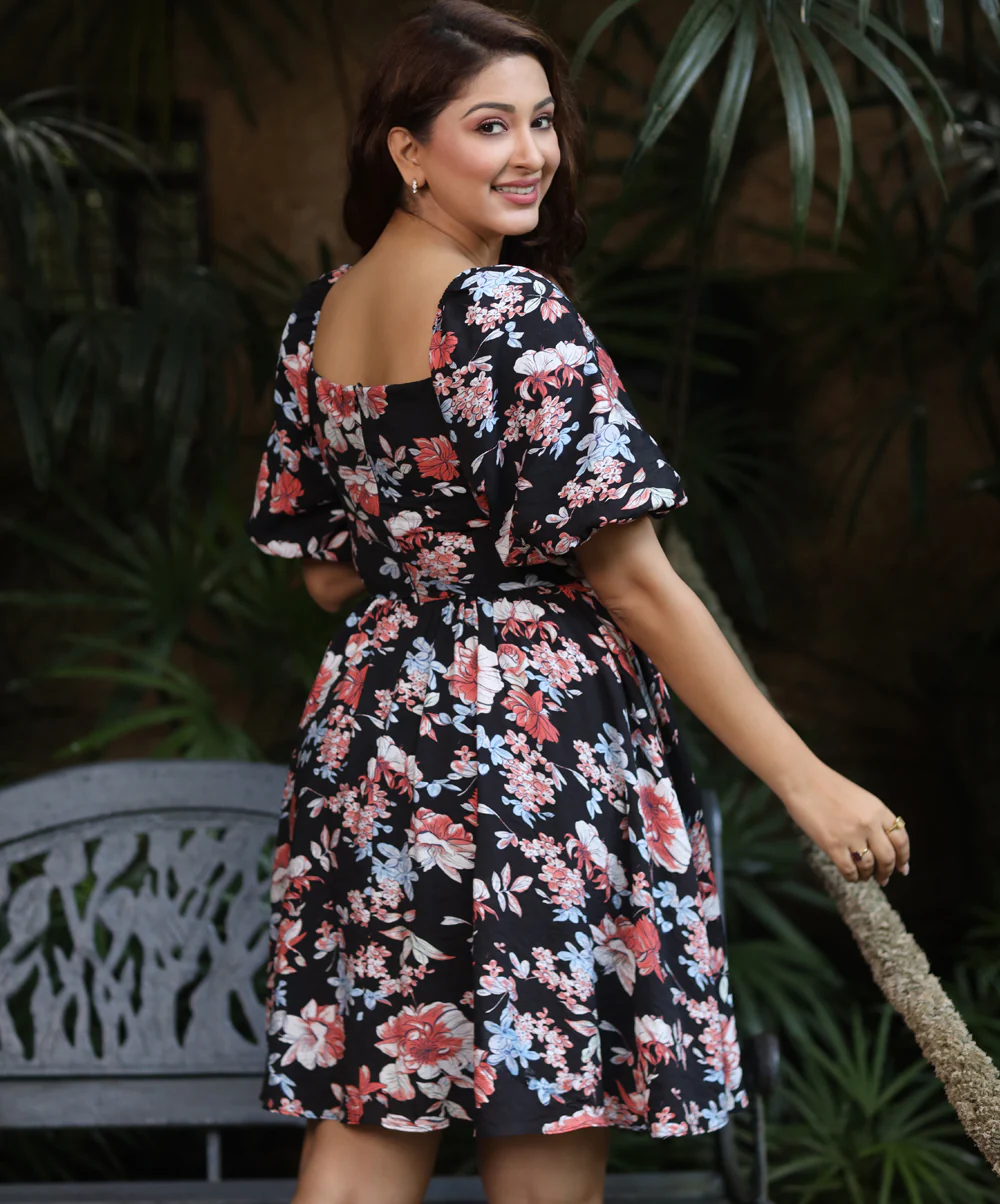 Puffed Sleeve Cotton Mini Dress - Image 4