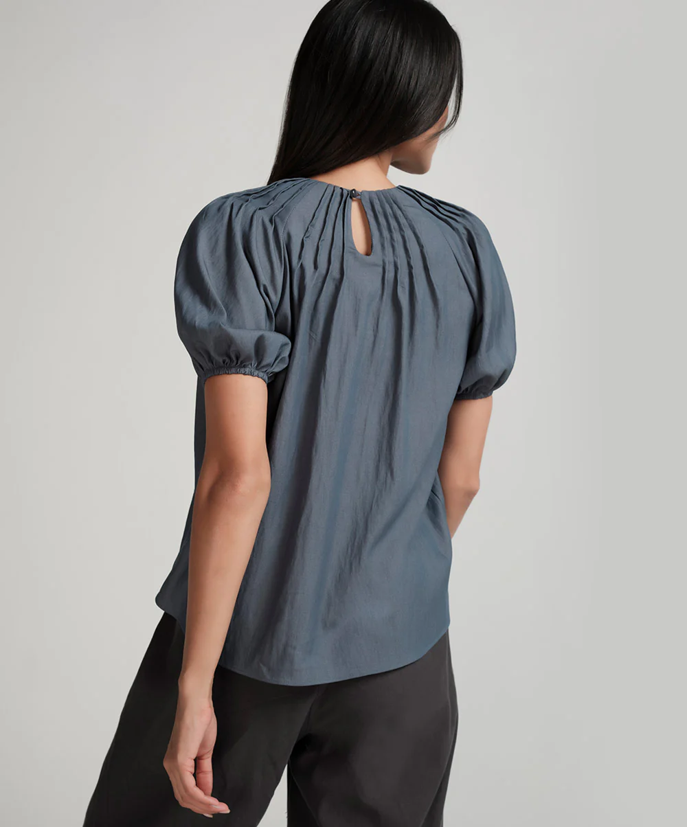 Raglan Sleeve Pintucked Puffed Sleeve Top - Image 4
