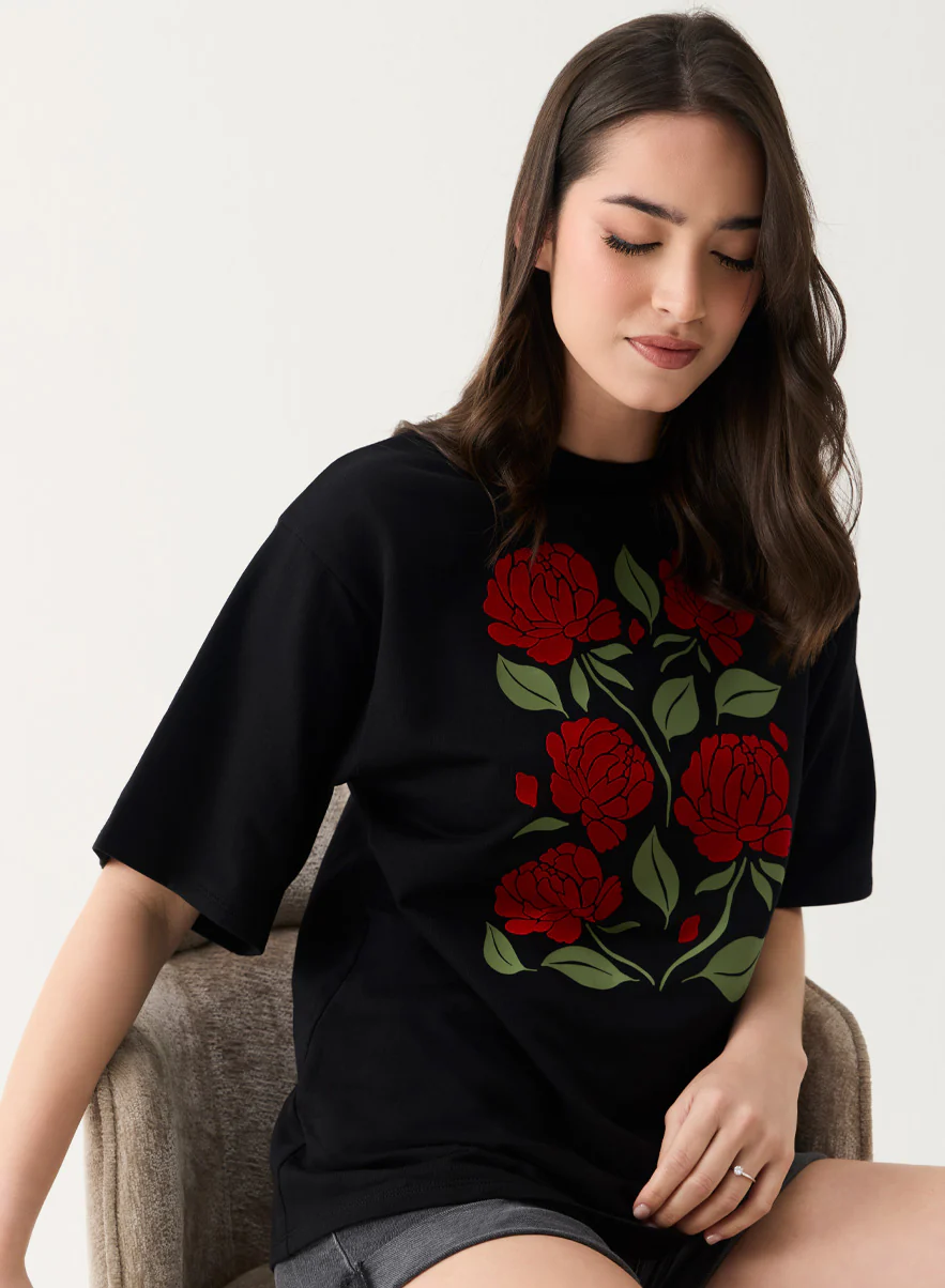 Red Rose Printed Oversized T-shirt - Image 3