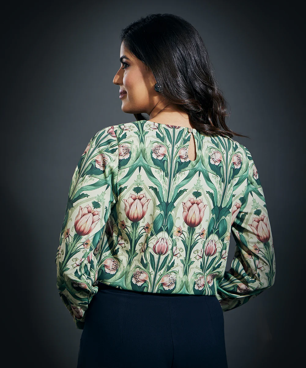 Scoop Neck Long Sleeve Printed Top - Image 3