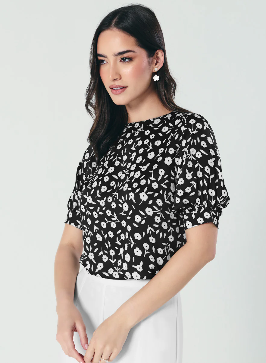 Short Sleeve Black White Printed Top - Image 3