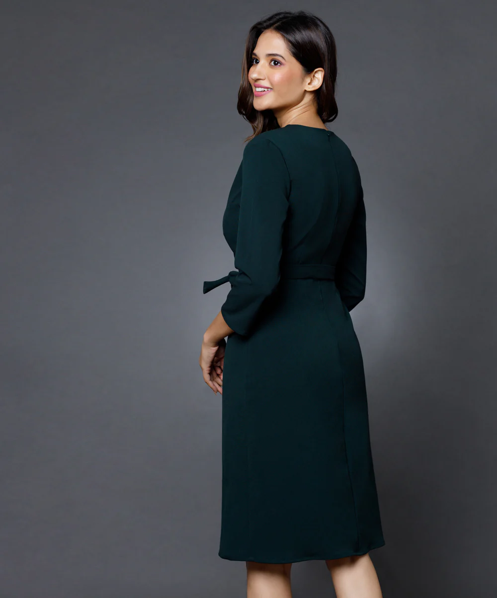 Skater lapel attached formal dress - Image 3
