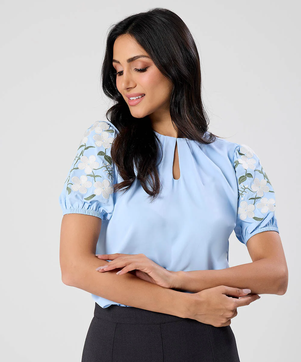 Sleeve Embroidered Chiffon Neck Pleated Top