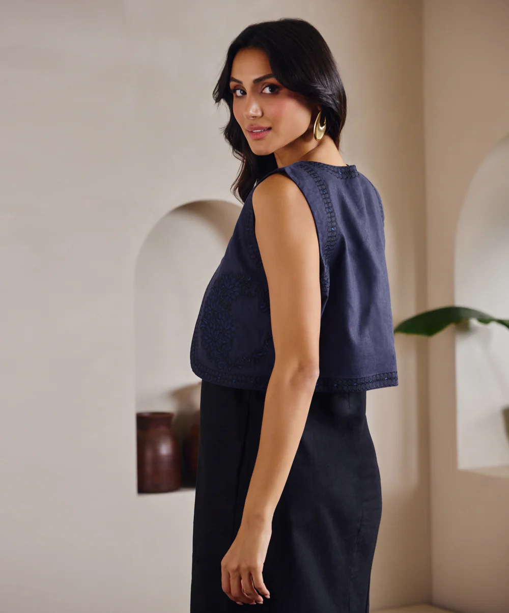 Sleeveless Embroidered Linen Blue Waist Coat - Image 4