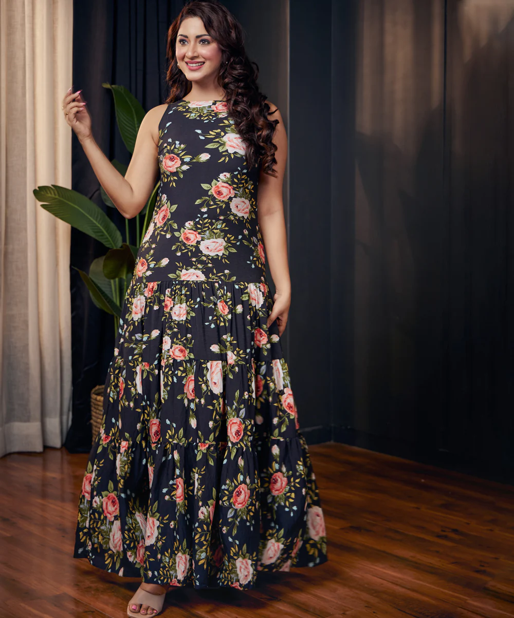 Sleeveless Tiered And Gathered Maxi - Image 2