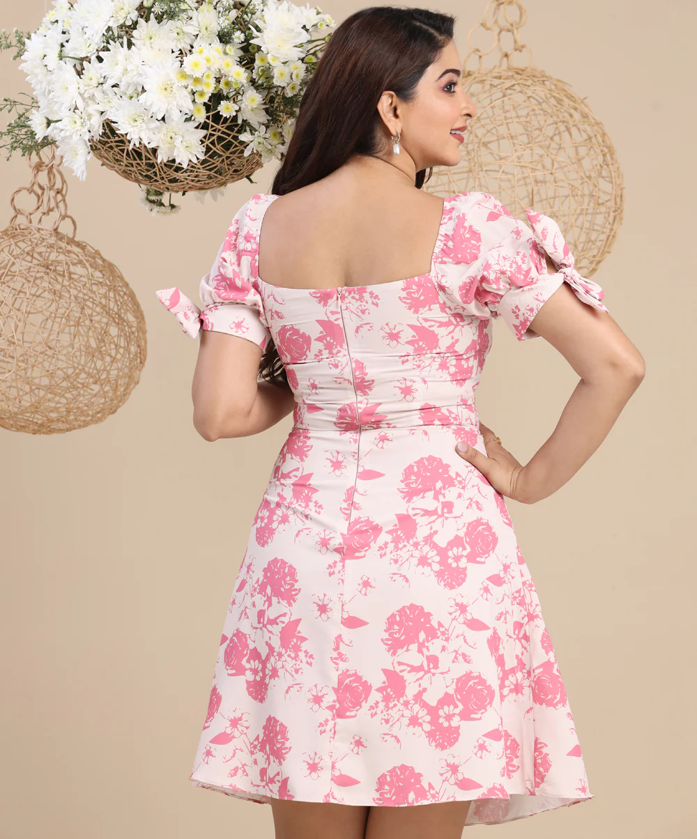 Sweetheart Neck Detailed Printed Mini Dress - Image 3