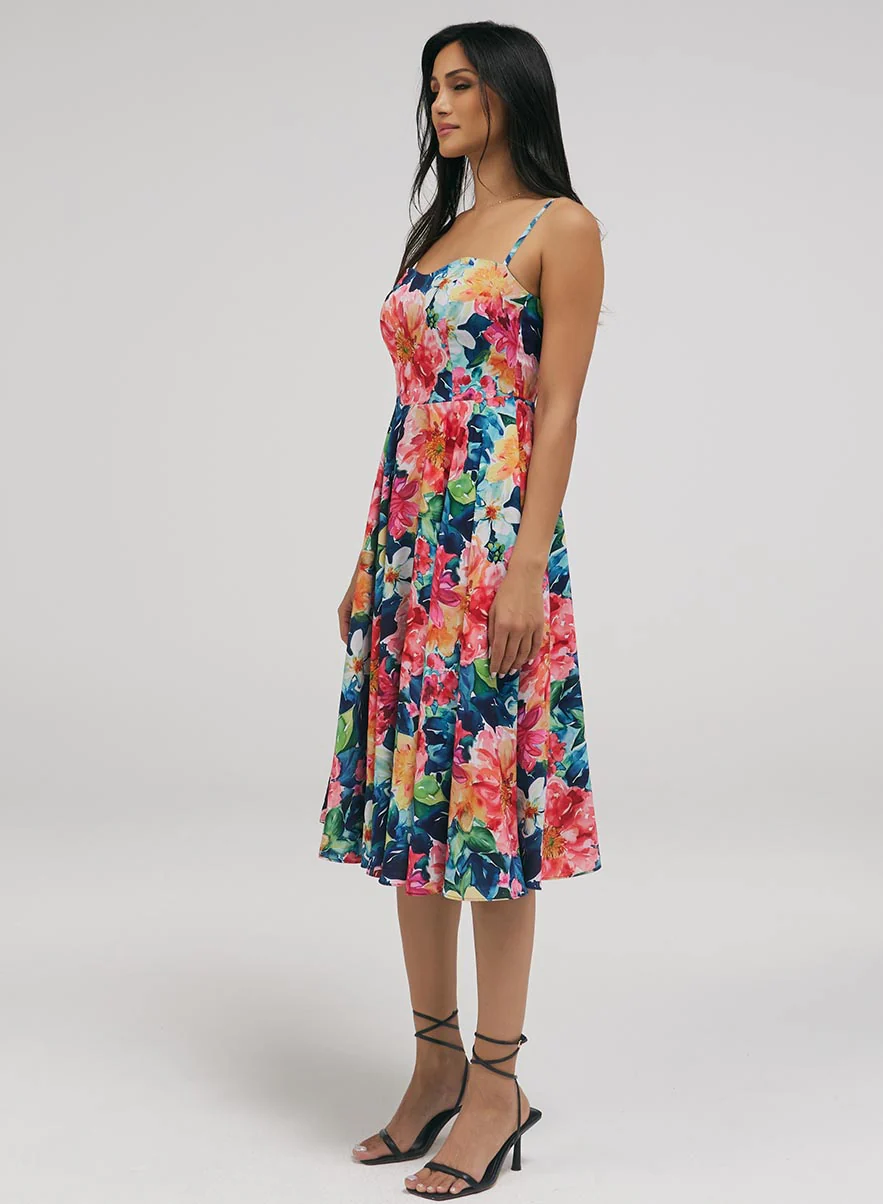 Tiny Strap Dress With Bracot Torso - Image 4