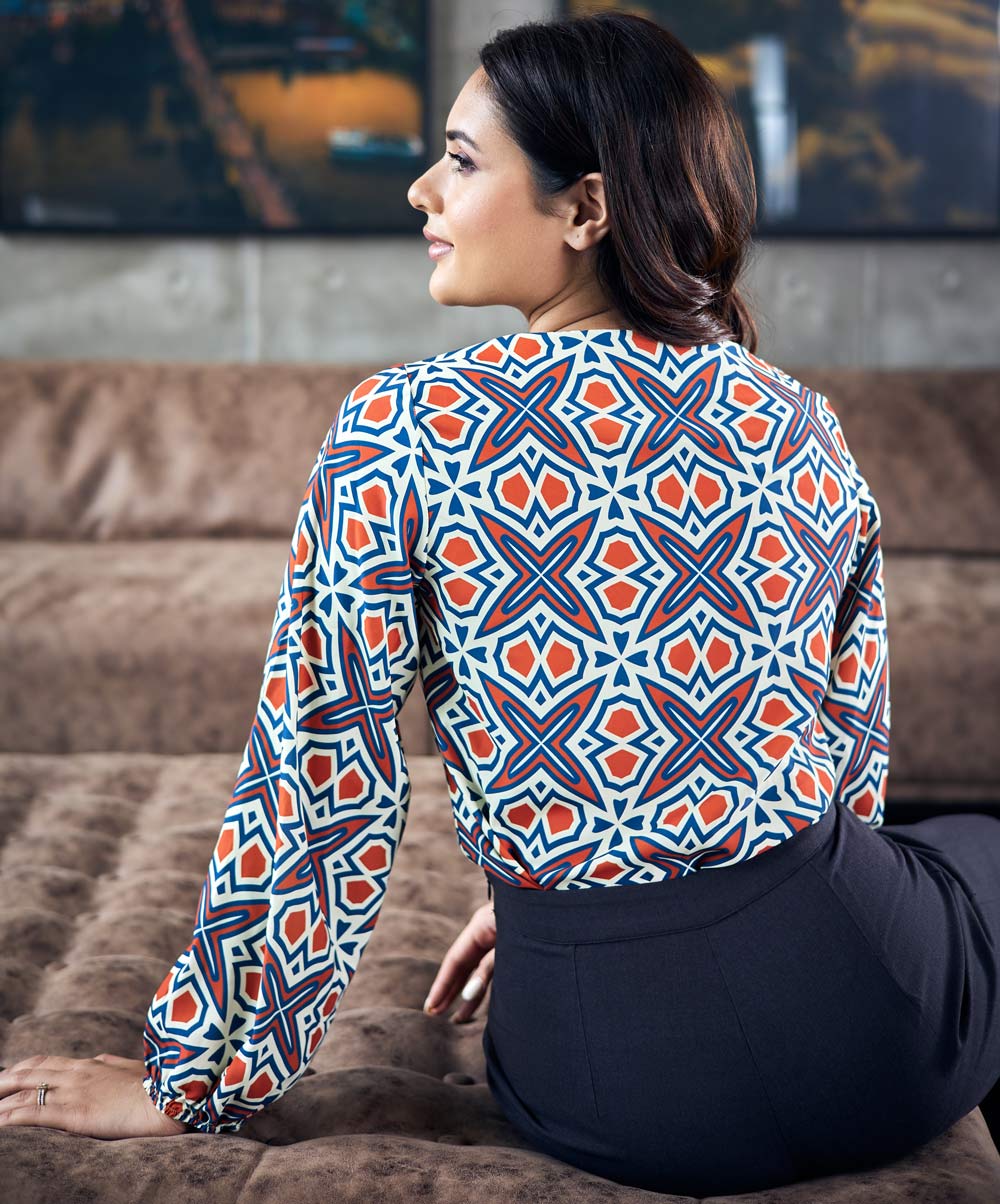 Vneck Chiffon Lantern Sleeve Blouse - Image 4