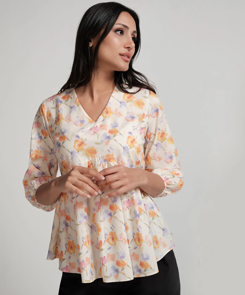 Vneck Elasticated Sleeve Top - Image 2