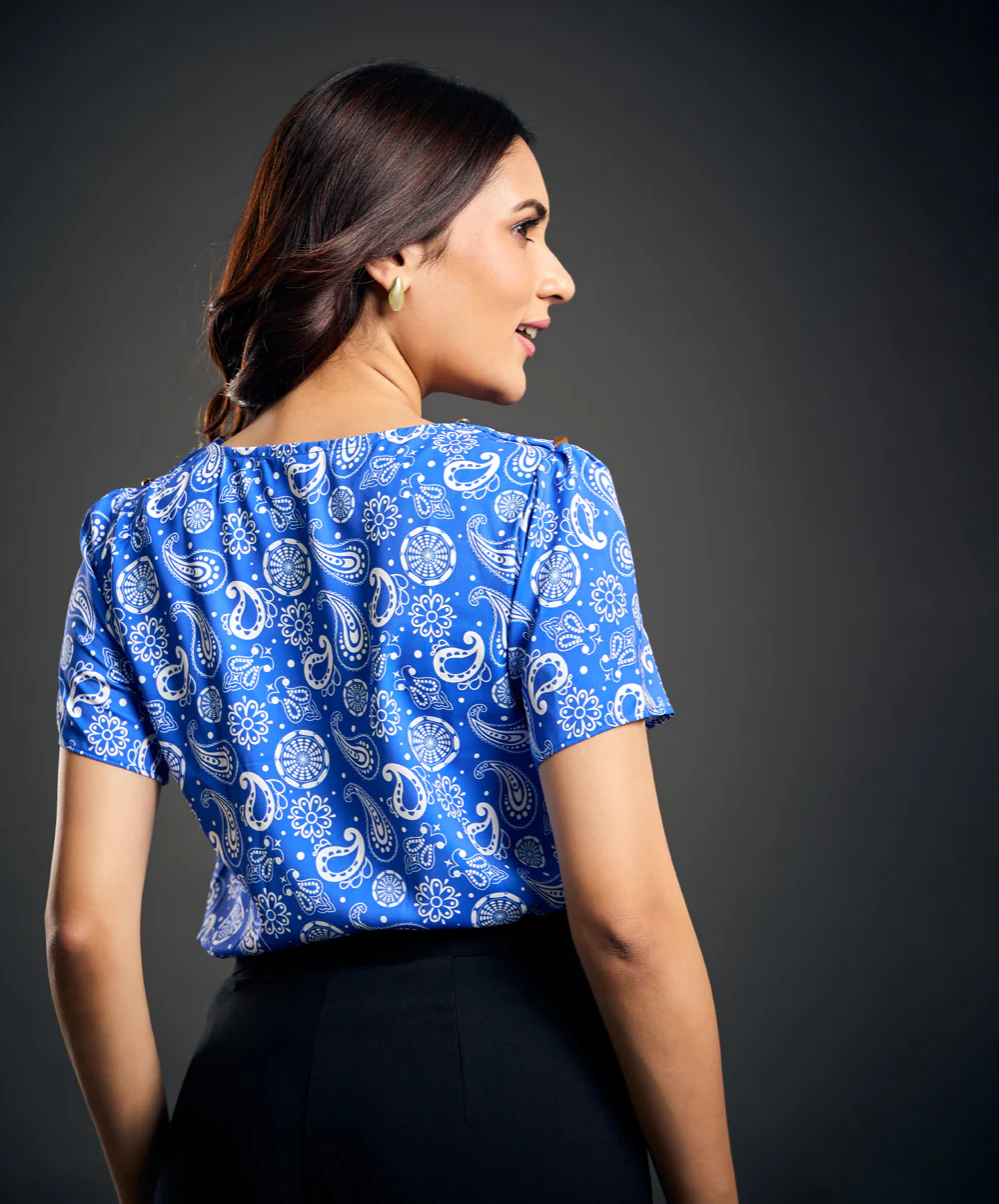 Vneck Shoulder Buttoned Blue Top - Image 4